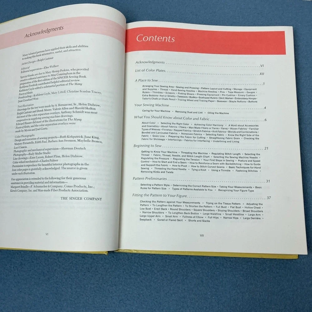 Singer Sewing Book: The Complete Guide to Sewing Revised Edition - 1972 2nd Ed.